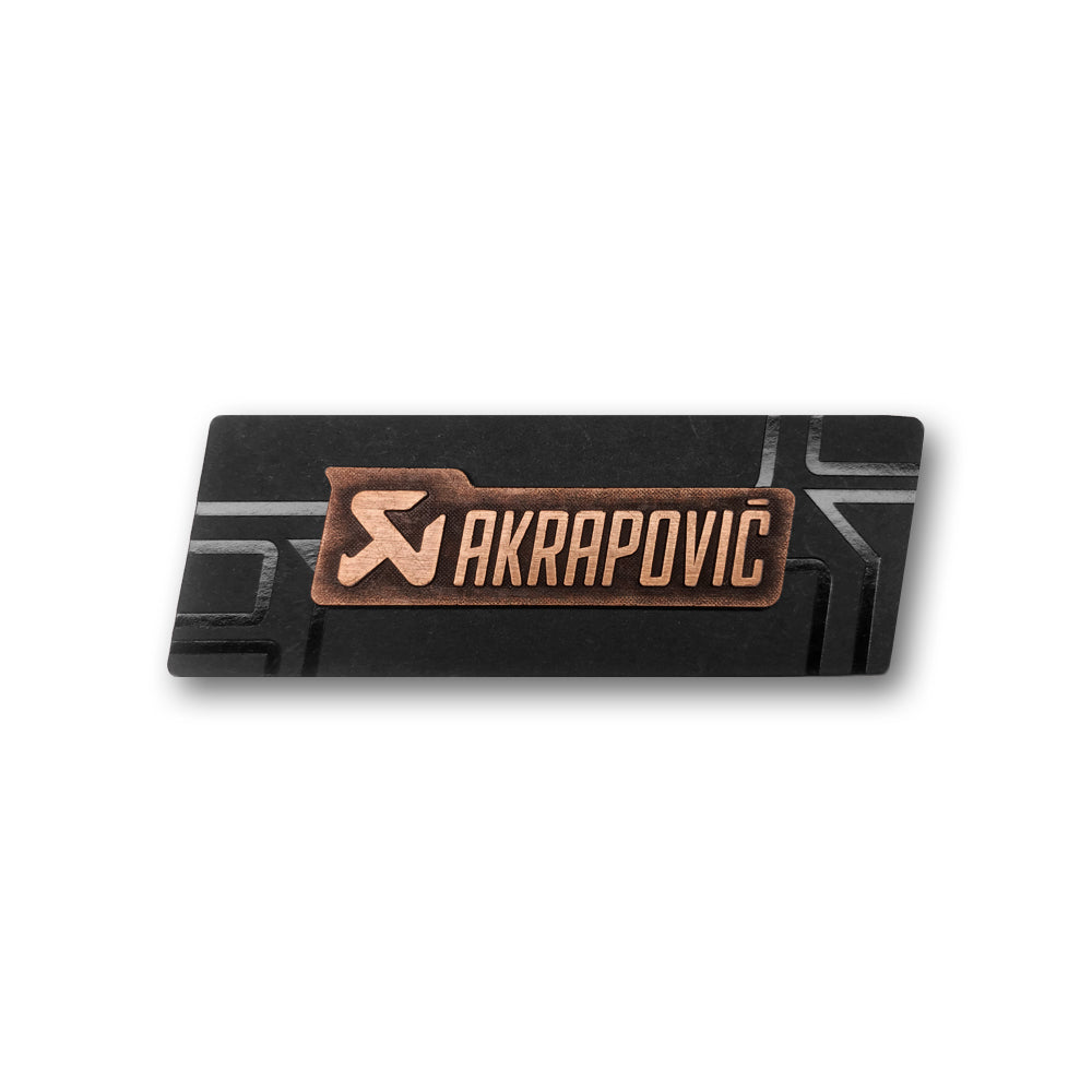 AKRAPOVIC 800910 Значок з мідним знаком Photo-0