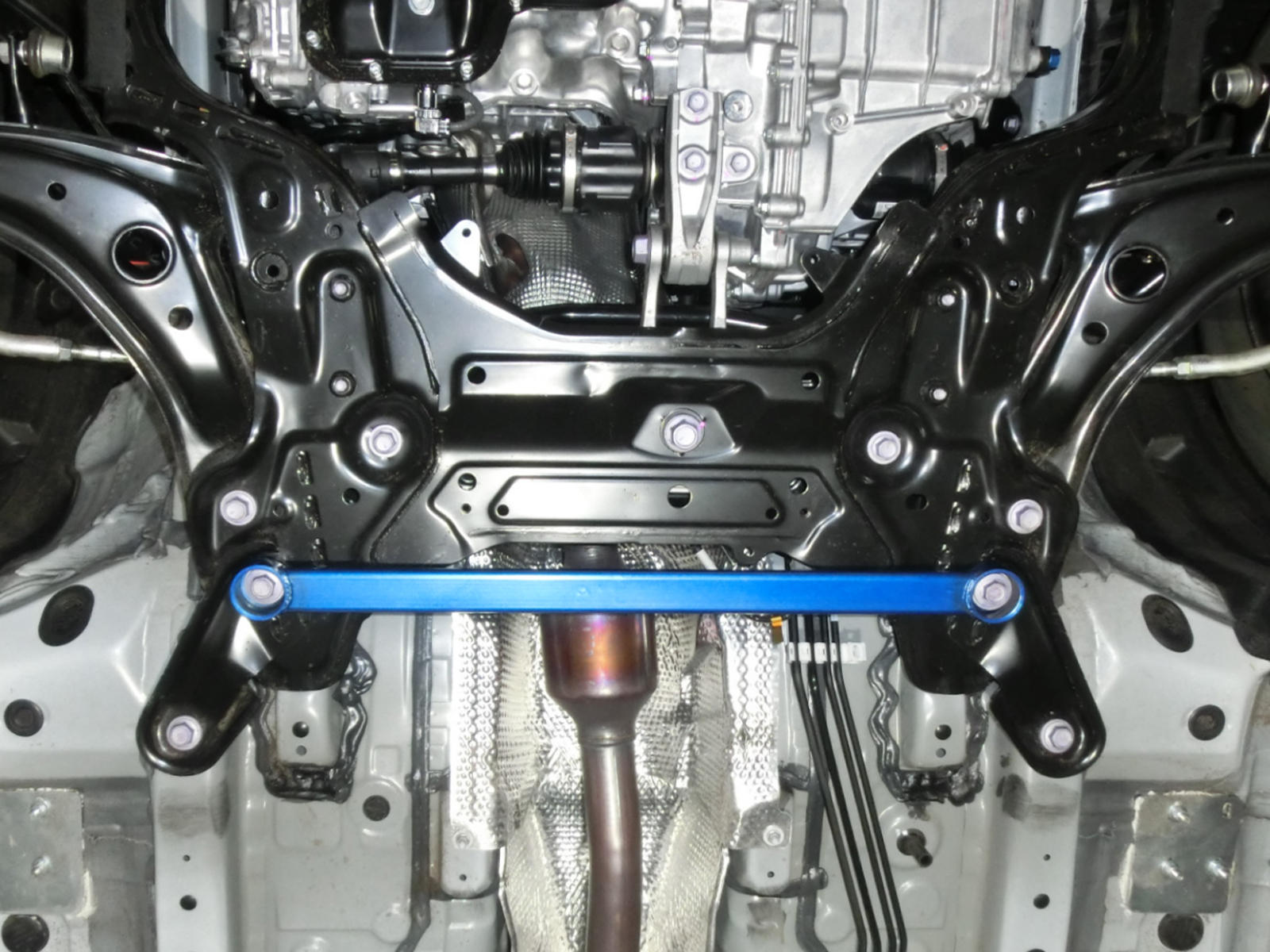 CUSCO 1C6 492 F Силова розпірка передній для TOYOTA Yaris (MXPA10/MXPH10) Photo-1