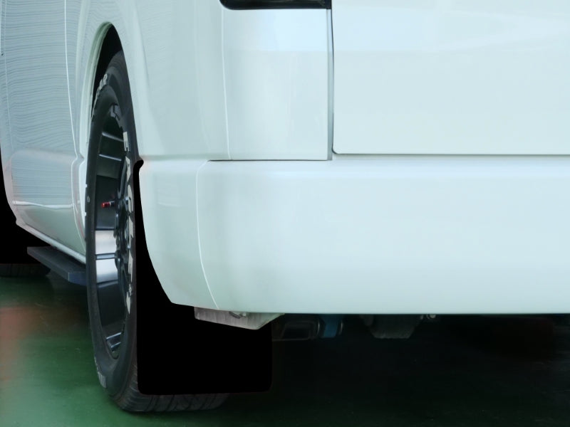CUSCO 918 851 RB Бризковики задні (чорні) для TOYOTA Hiace (GDH201V) 2004- Photo-1