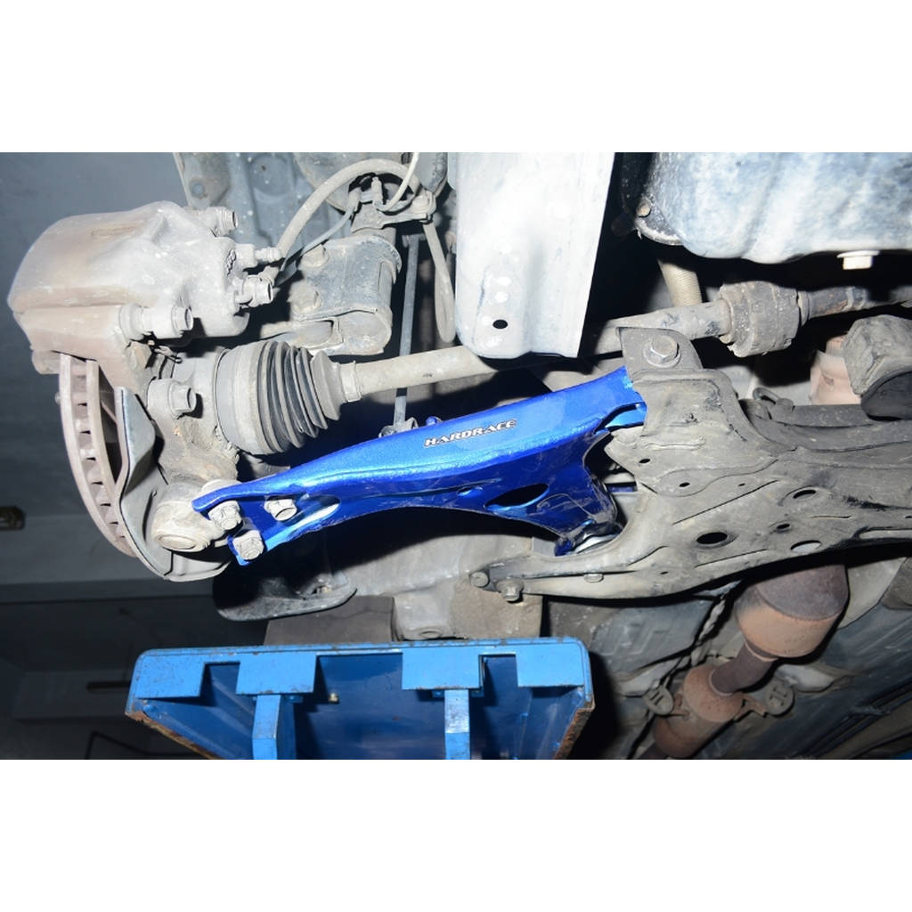 HARDRACE 7558 Важіль для TOYOTA ALTIS 01-13 Photo-1