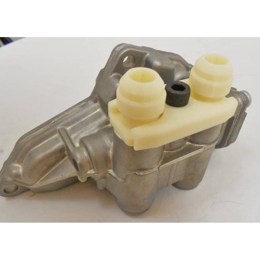 MISHIMOTO MMOC-E46-01 Комплект масляного радіатора для BMW E46 M3, 2001-2006 Photo-1