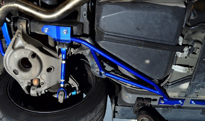 HARDRACE 8503 Задні важелі з регулюванням сходження FORD MUSTANG MK6 2015- Photo-1