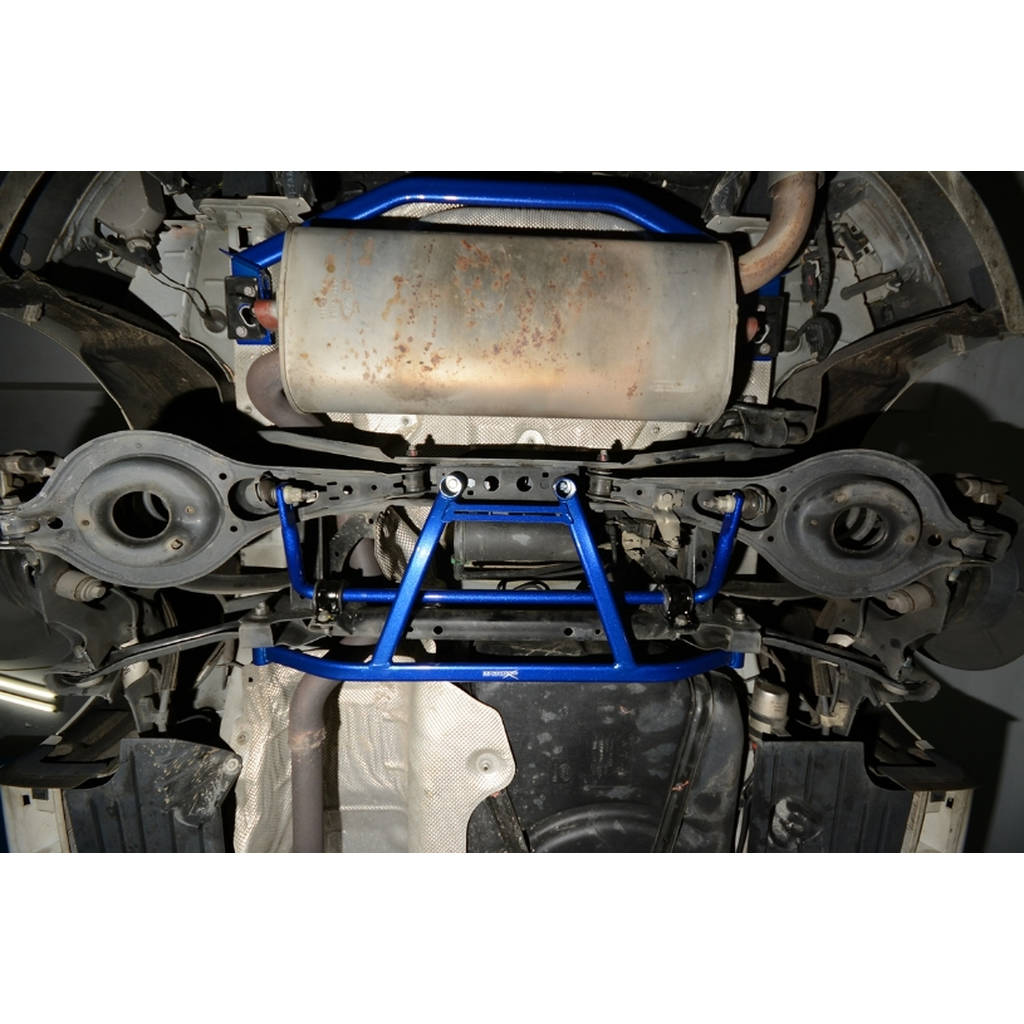 HARDRACE Q0286 Задній нижній кронштейн 1 шт для FORD FOCUS 11- MK3 Photo-6
