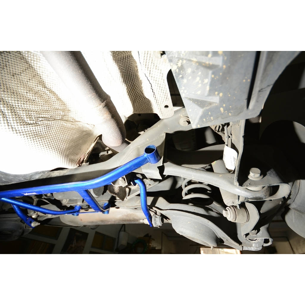 HARDRACE Q0286 Задній нижній кронштейн 1 шт для FORD FOCUS 11- MK3 Photo-9