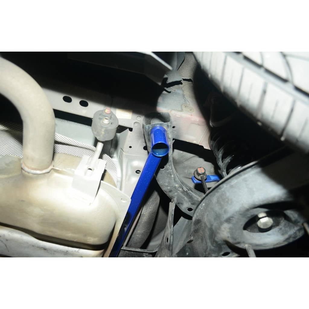 HARDRACE Q0300 Задній кронштейн підрамника 1 шт для MAZDA 3 14- Photo-8