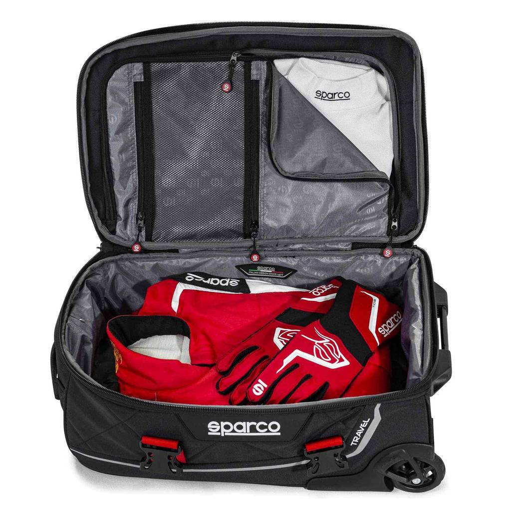 SPARCO 016438NRRS Сумка для екіпіровки TRAVEL, 3 кг, 25x55x35 см, чорний/червоний Photo-0