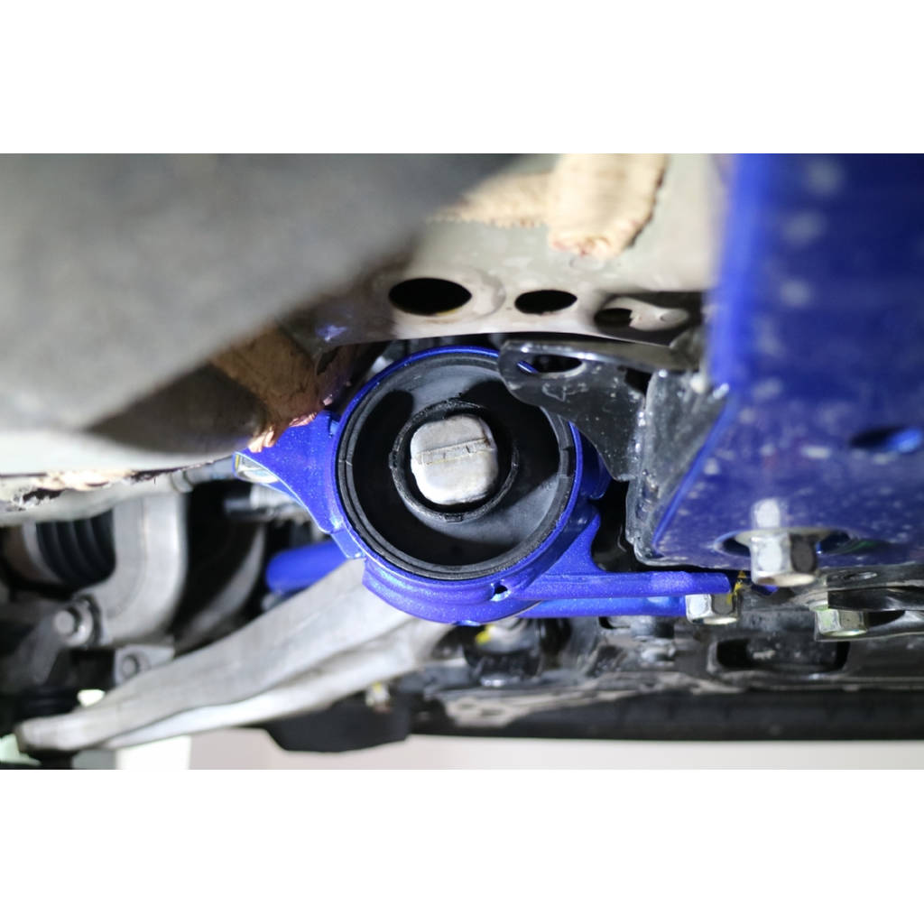 HARDRACE Q0646 Втулки переднього нижнього важеля для HONDA CIVIC MK10 Photo-7