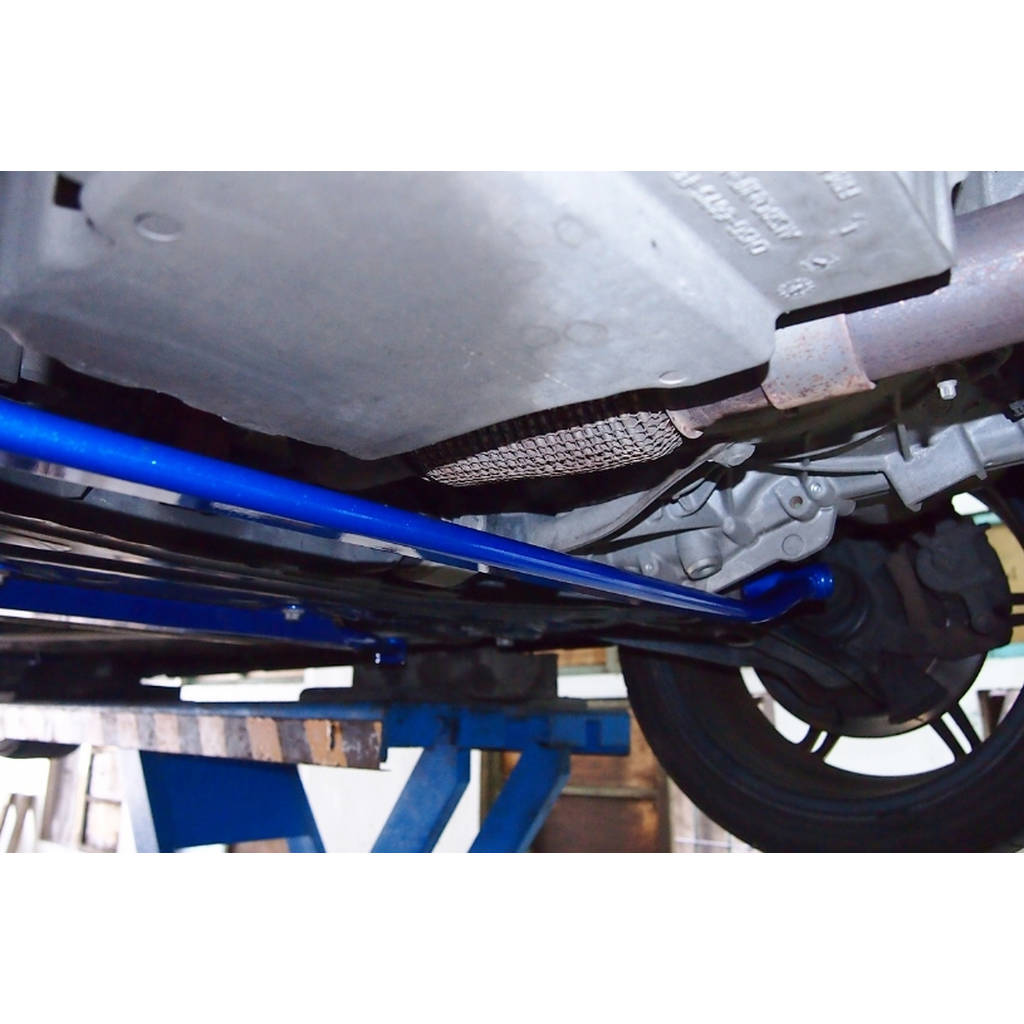 HARDRACE Q0192 Передній нижній кронштейн для FORD FIESTA 13- Photo-8