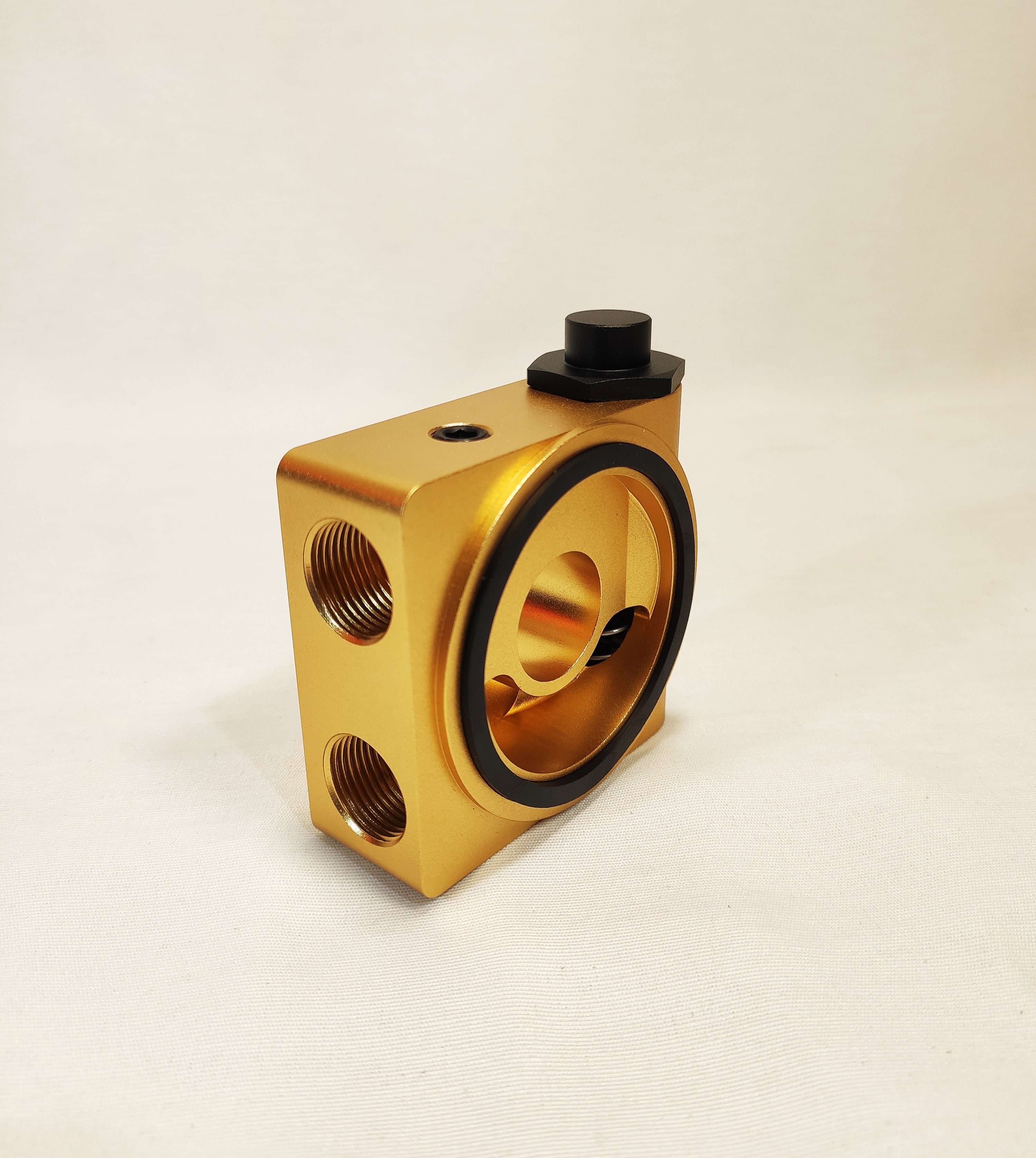 MISHIMOTO MMOC-MIA-16T К-т масляного радіатора Чорний Термостатичний для MAZDA Miata 2016+ Photo-2