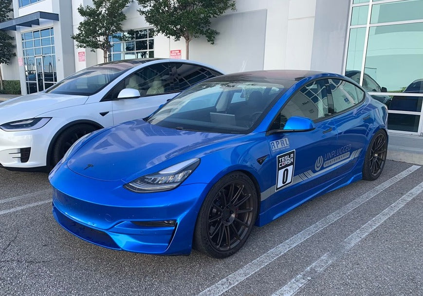 UNPLUGGED PERFORMANCE UP-M3-303-3.1 Накладки на пороги, PFRP для TESLA Model 3 Photo-0