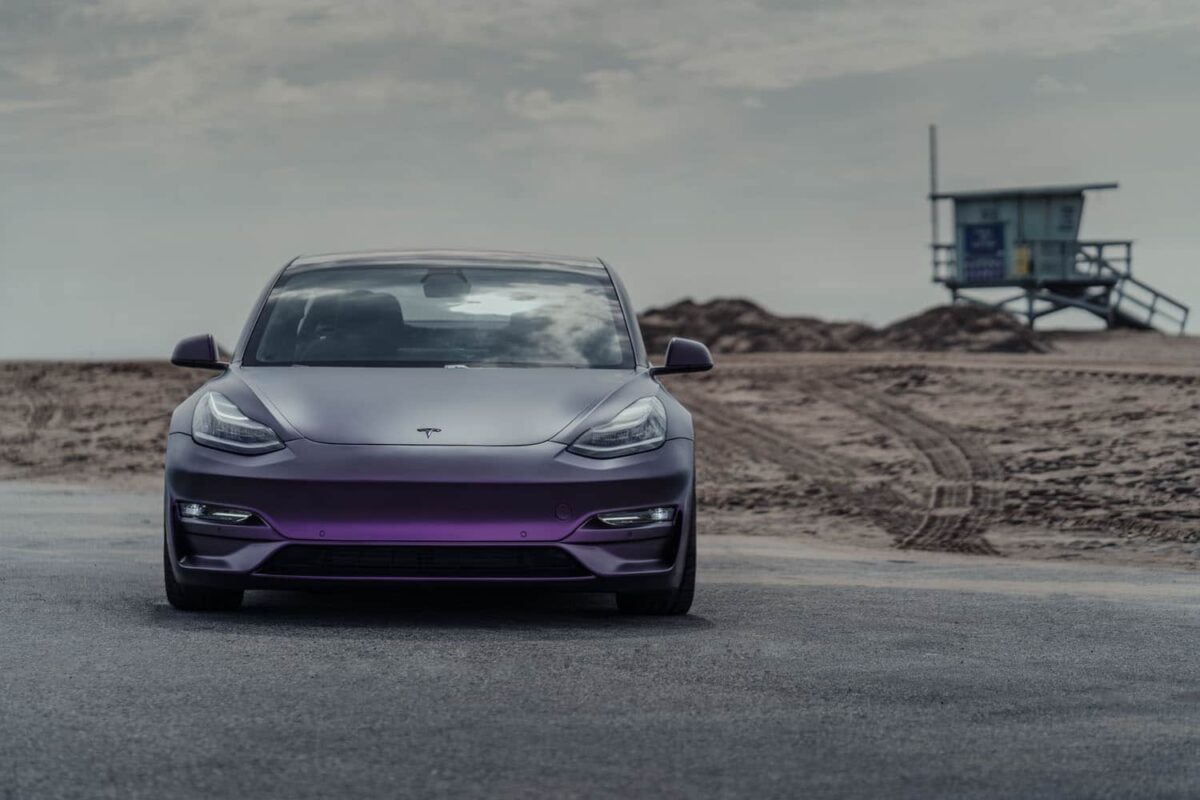 UNPLUGGED PERFORMANCE UP-M3-302-5.1 К-т переднього бампера, сріблястий PMNG для TESLA Model 3 Photo-1