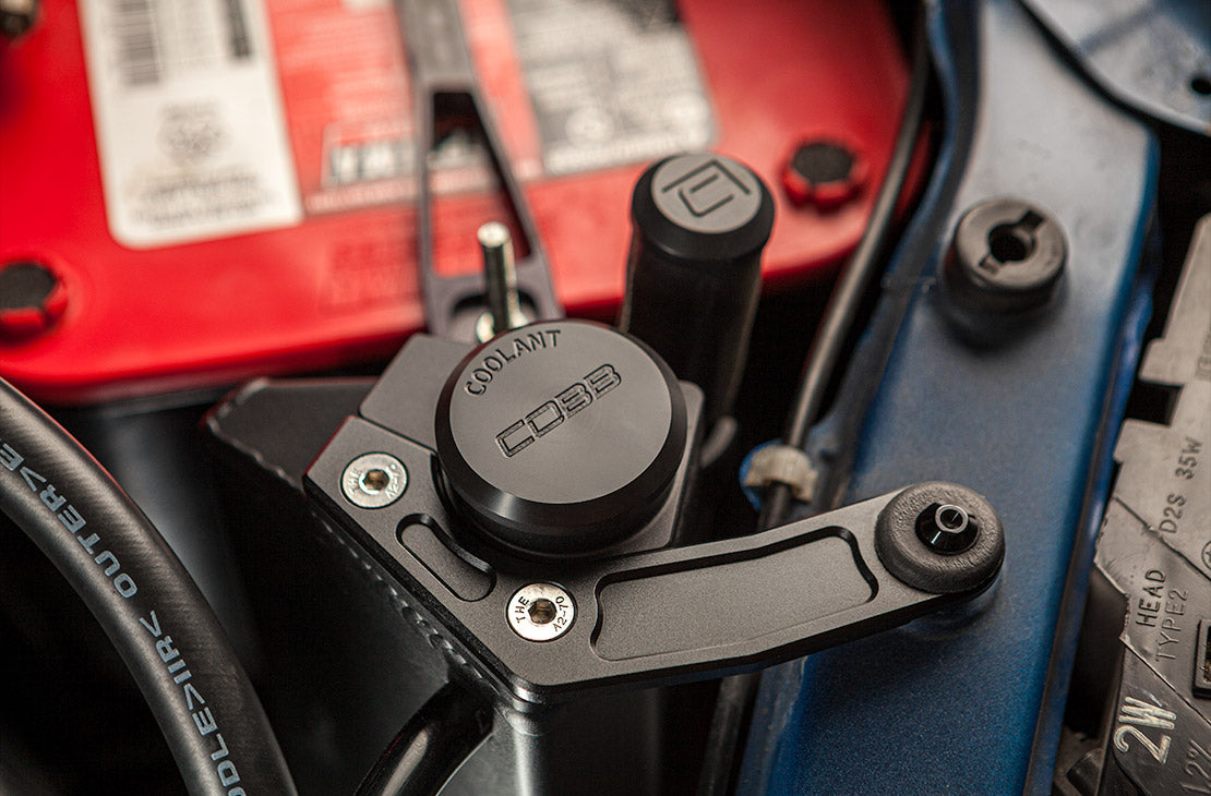 COBB 800655 Переливний бак охолоджуючої рідини SUBARU STI 2008-2014, WRX 2008-2014 Photo-6