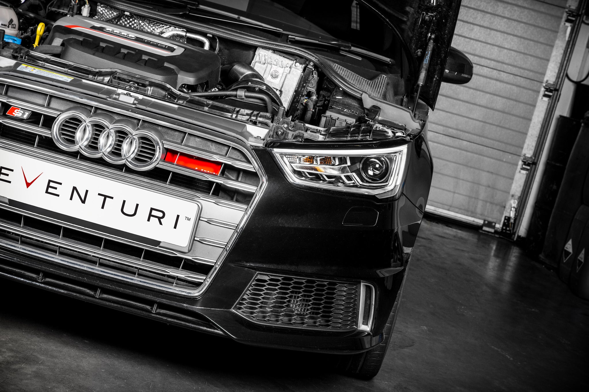 EVENTURI EVE-S1-CF-INT Система холодного впуску для AUDI S1 2.0 TFSI (карбон) Photo-3