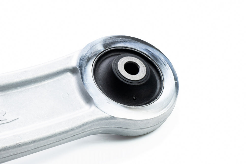 HARDRACE Q0804 Передній нижній важіль управління - Алюміній (Жорстка гума) - 2 шт для VW GOLF '12-20- / T-ROC '17- / AUDI A3 '12-20- / Q2 '16- / SKODA OCTAVIA '12-21 Photo-2