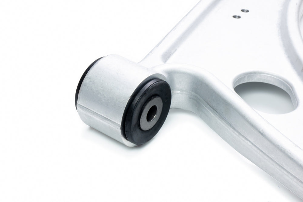 HARDRACE Q0804 Передній нижній важіль управління - Алюміній (Жорстка гума) - 2 шт для VW GOLF '12-20- / T-ROC '17- / AUDI A3 '12-20- / Q2 '16- / SKODA OCTAVIA '12-21 Photo-3