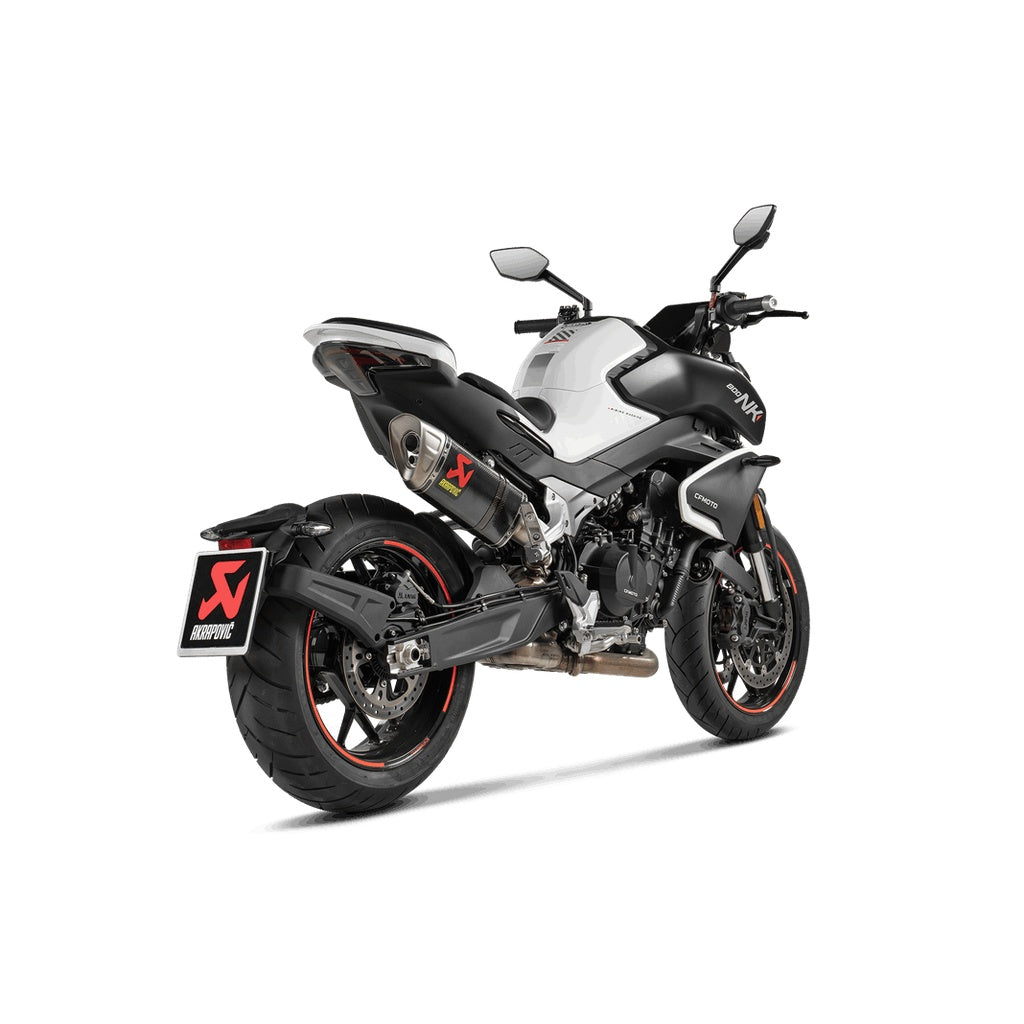AKRAPOVIC S-CF8SO1-HAPLC Глушник Slip-On Line (карбон) для CFMOTO 800NK 2024- Photo-1