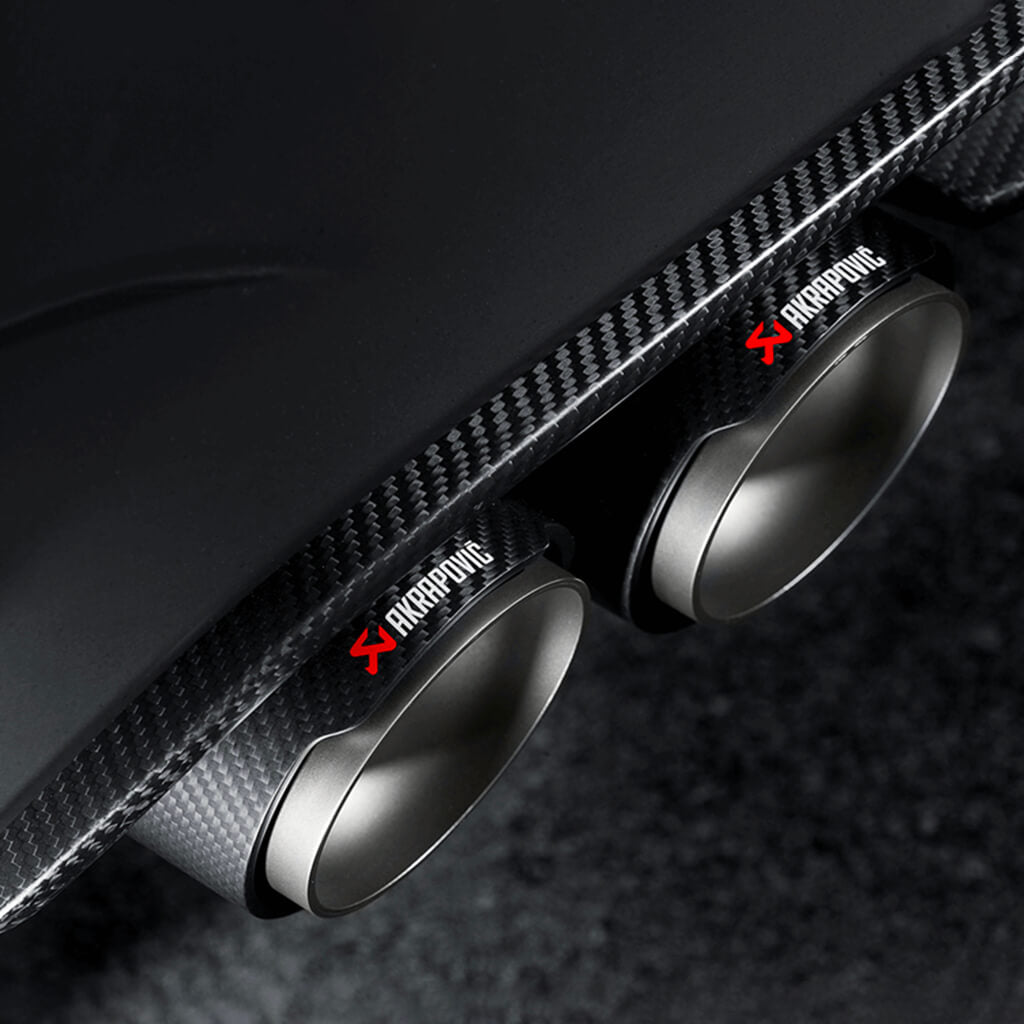 AKRAPOVIC TP-CT/26 Комплект насадок вихлопу (карбон) для BMW M3 (F80) / M4 (F82) Photo-3