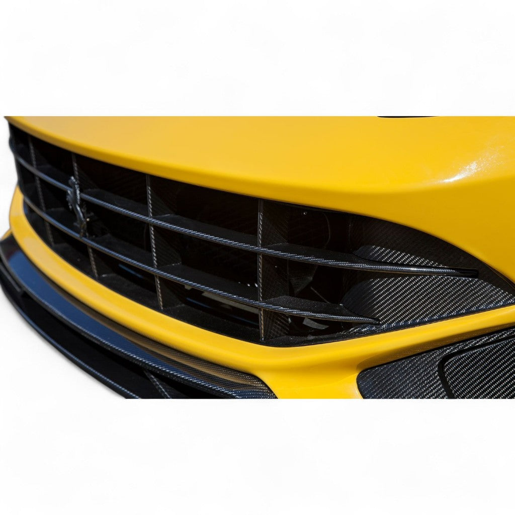 NOVITEC F6 222 28 Передні радіаторні грати для авто без фронтальної камери, видимий карбон для FERRARI F12 2012-2017 Photo-1