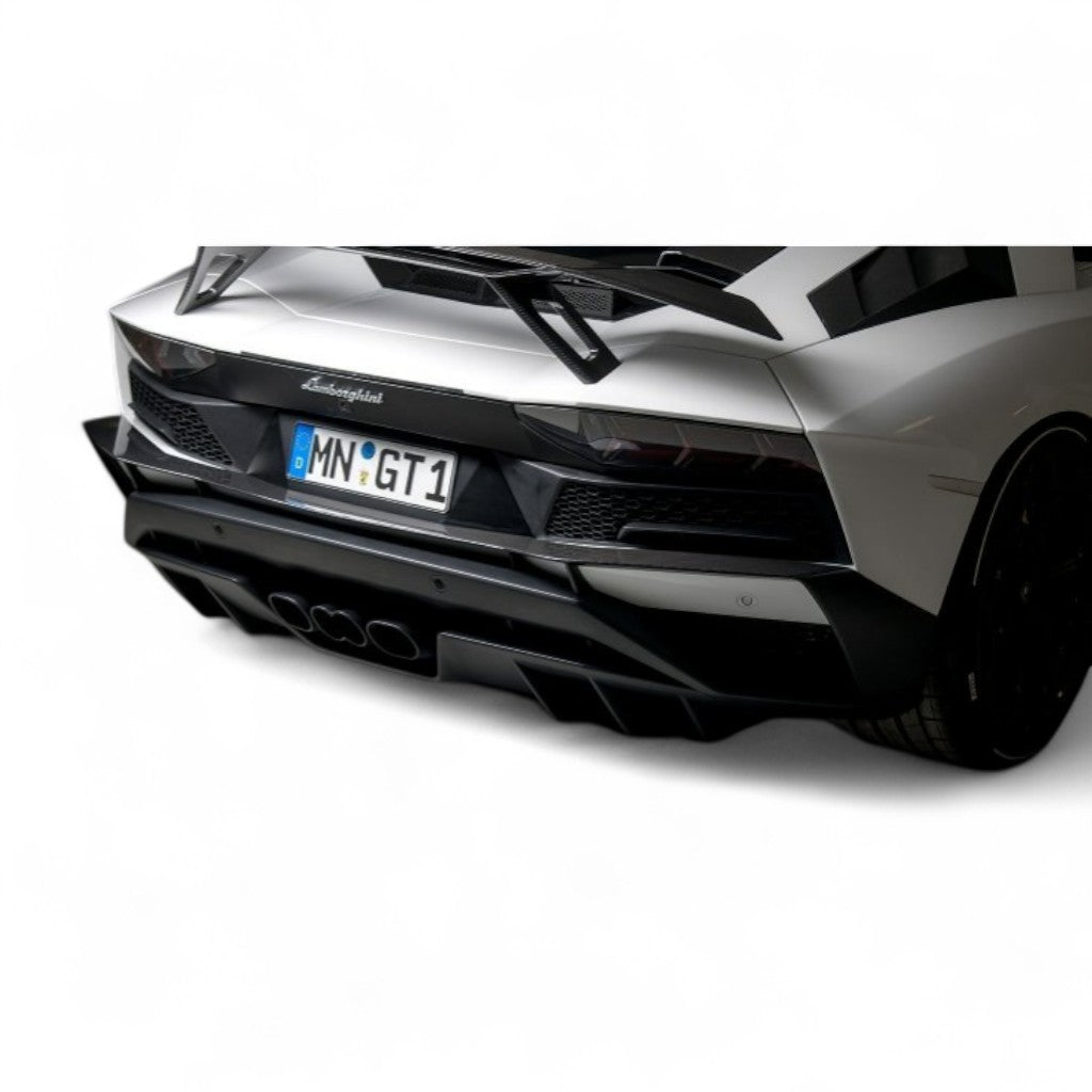 NOVITEC L6 111 61 Накладка заднього бампера, видимий карбон для LAMBORGHINI Aventador S Coupe / Roadster 2016-2021 Photo-1