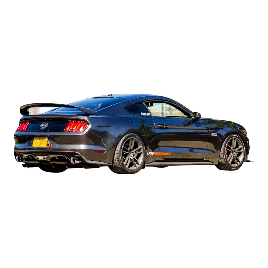 VERUS ENGINEERING A0062A Комплект заднього дифузора для FORD Mustang (S550) Photo-1