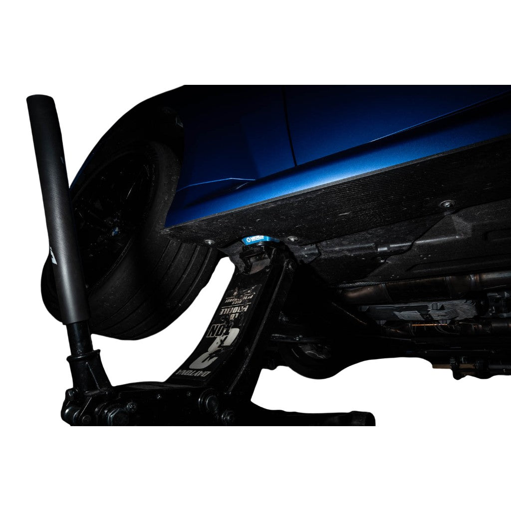 VERUS ENGINEERING A0827A-RED Комплект замінних домкратних проставок, червоний для BMW M2 (G87) Photo-1