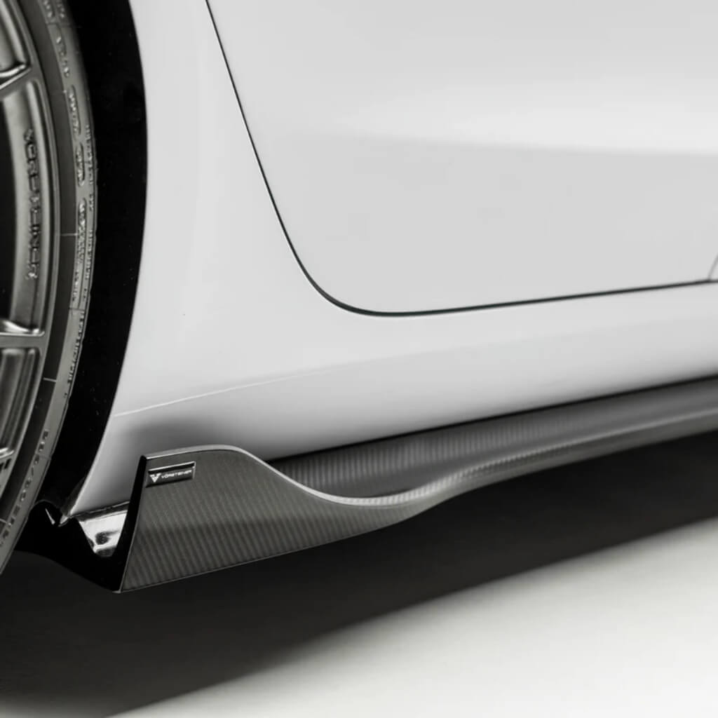 VORSTEINER TEV1030 Бічні пороги VOLTA (глянцевий карбон) для TESLA Model 3 2017- Photo-4