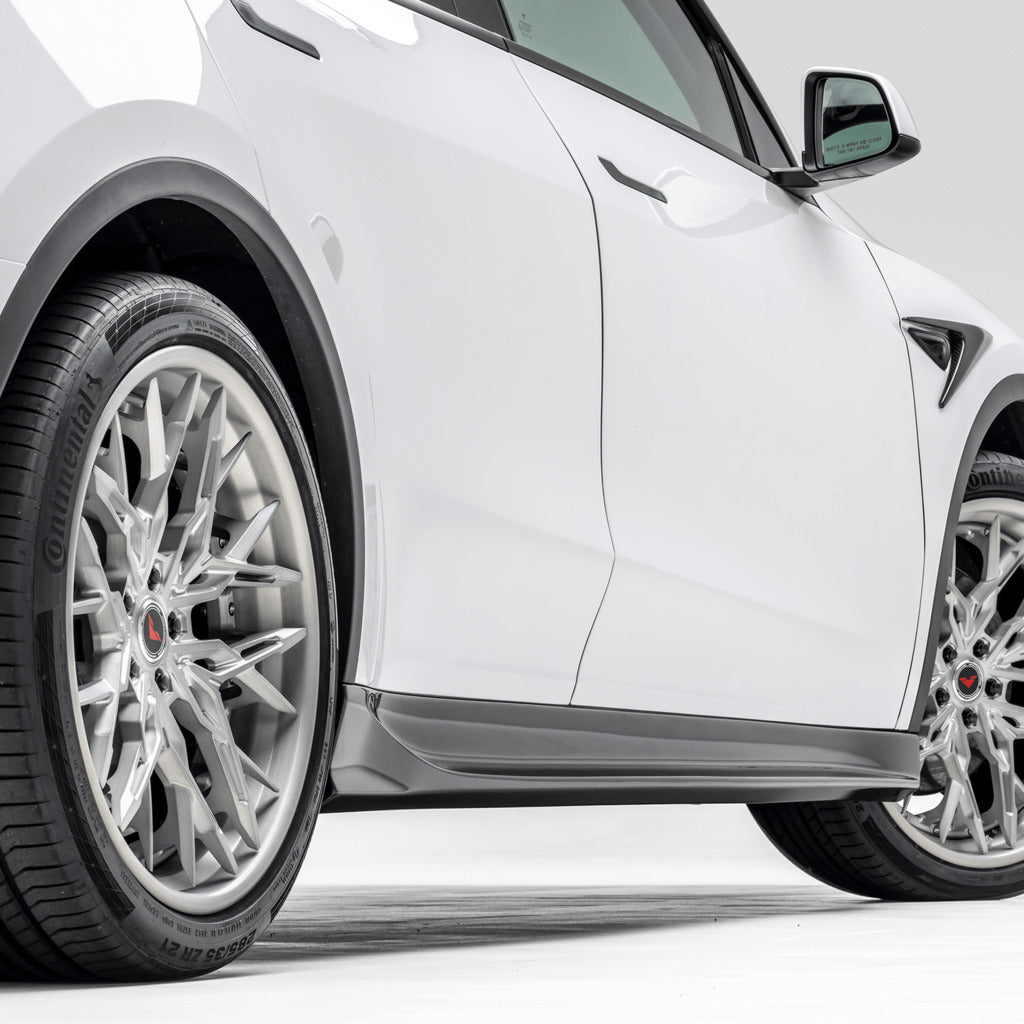 VORSTEINER TEV2030 Бічні спідниці VRS (глянцевий карбон) для TESLA Model Y 2020- Photo-1