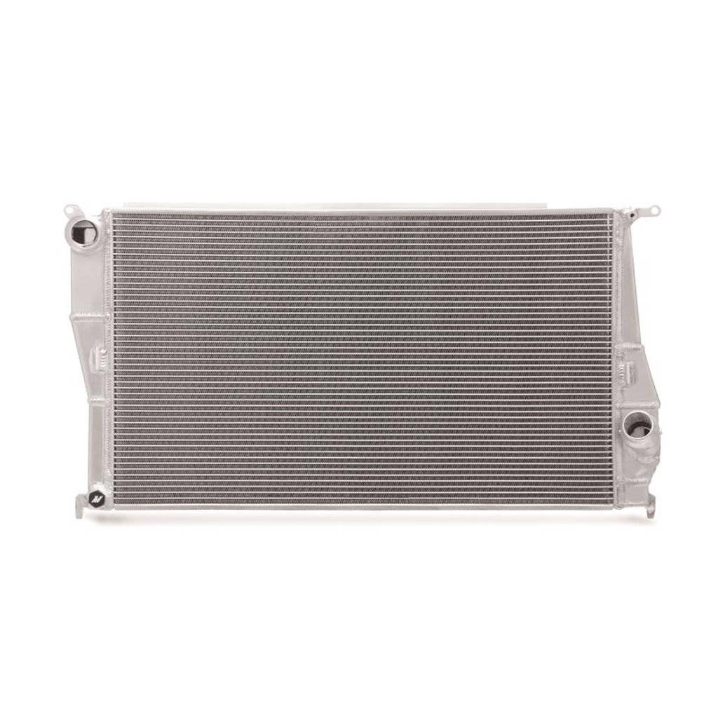 MISHIMOTO MMRAD-E90-07 BMW 335i/135i Performance Алюмінієвий радіатор, 2006-2013 Photo-6 