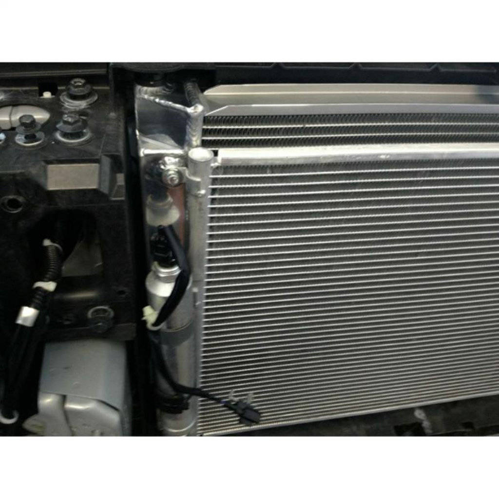MISHIMOTO MMRAD-370Z-09 Радіатор NISSAN 370Z 2009+ (Механічна коробка передач) Photo-3 