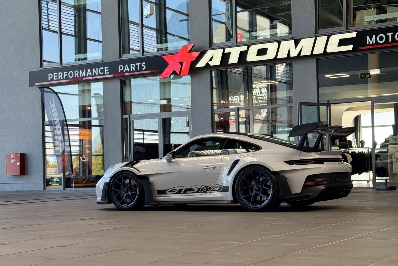 Porsche 992 GT3RS Ice Grey: За межами аеродинамічних міфів
