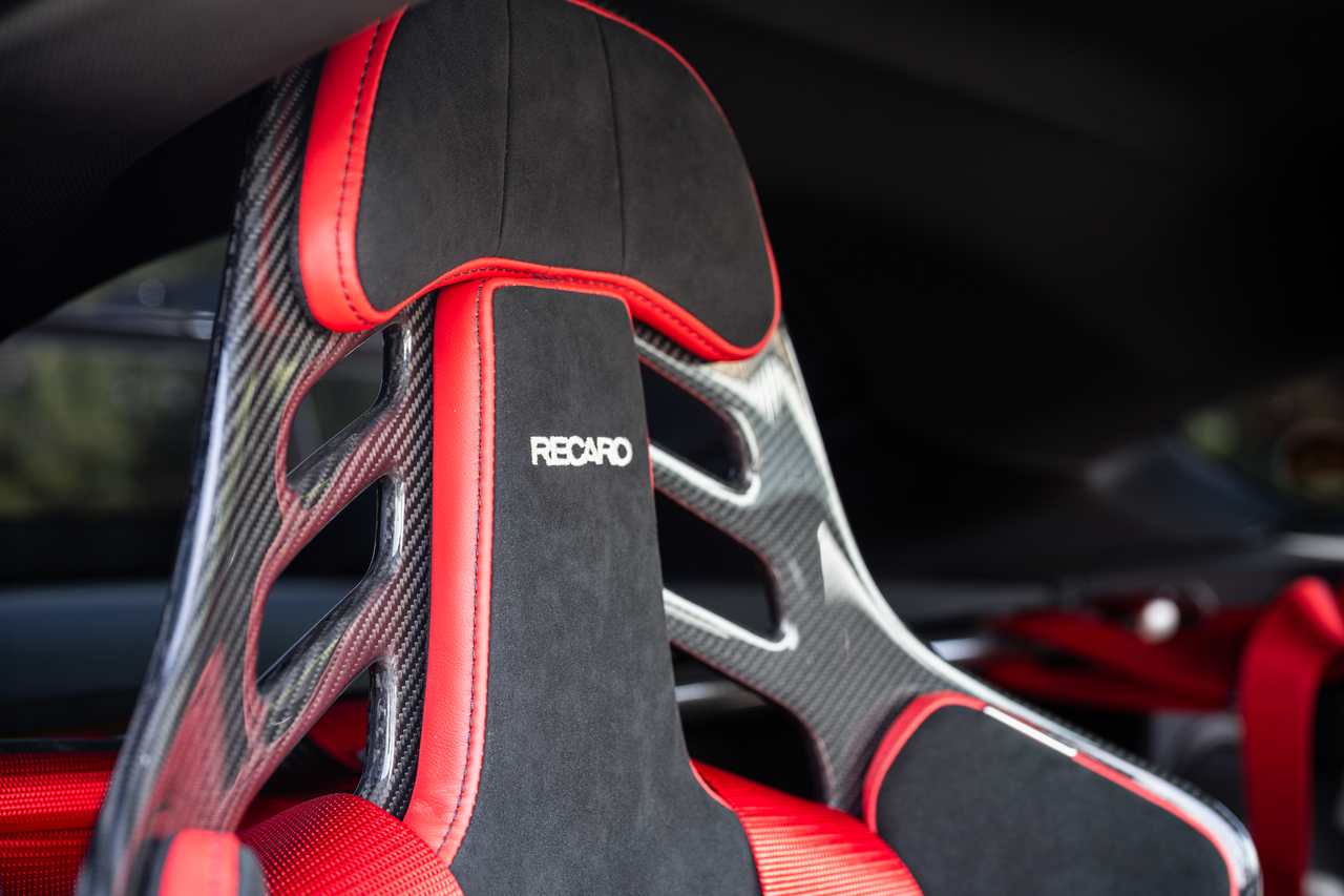Сидіння RECARO Podium CF Seats TOYOTA SUPRA GR|ATOMIC-SHOP