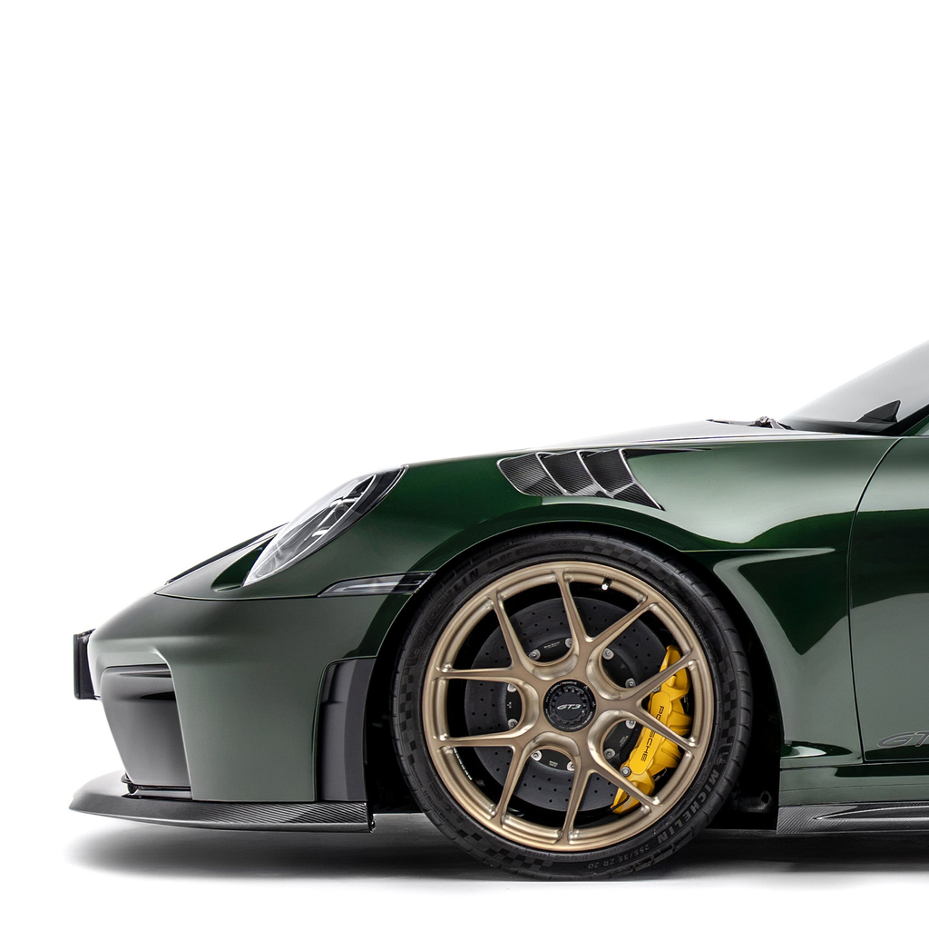 ADRO A23A11-3301 Переднє крило для PORSCHE 911 GT3 (992) Photo-1 