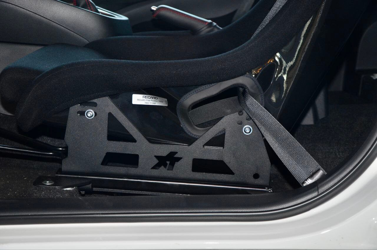 ATOMIC AT-002YL Комплект установки лівого сидіння Pole Position/SPG для TOYOTA GR Yaris 2019 Photo-1 